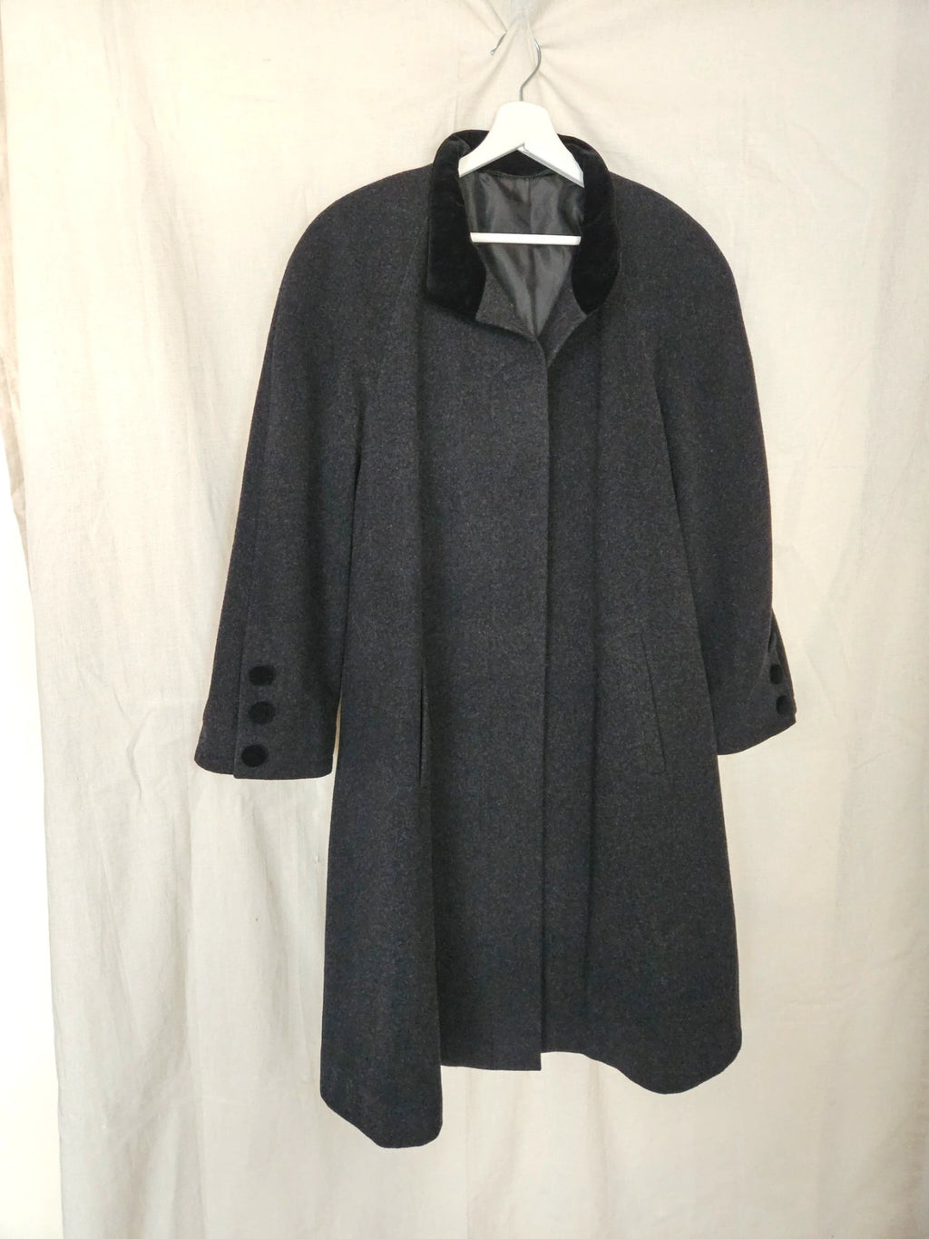 Noor - donkergrijze wollen mantel | XL
