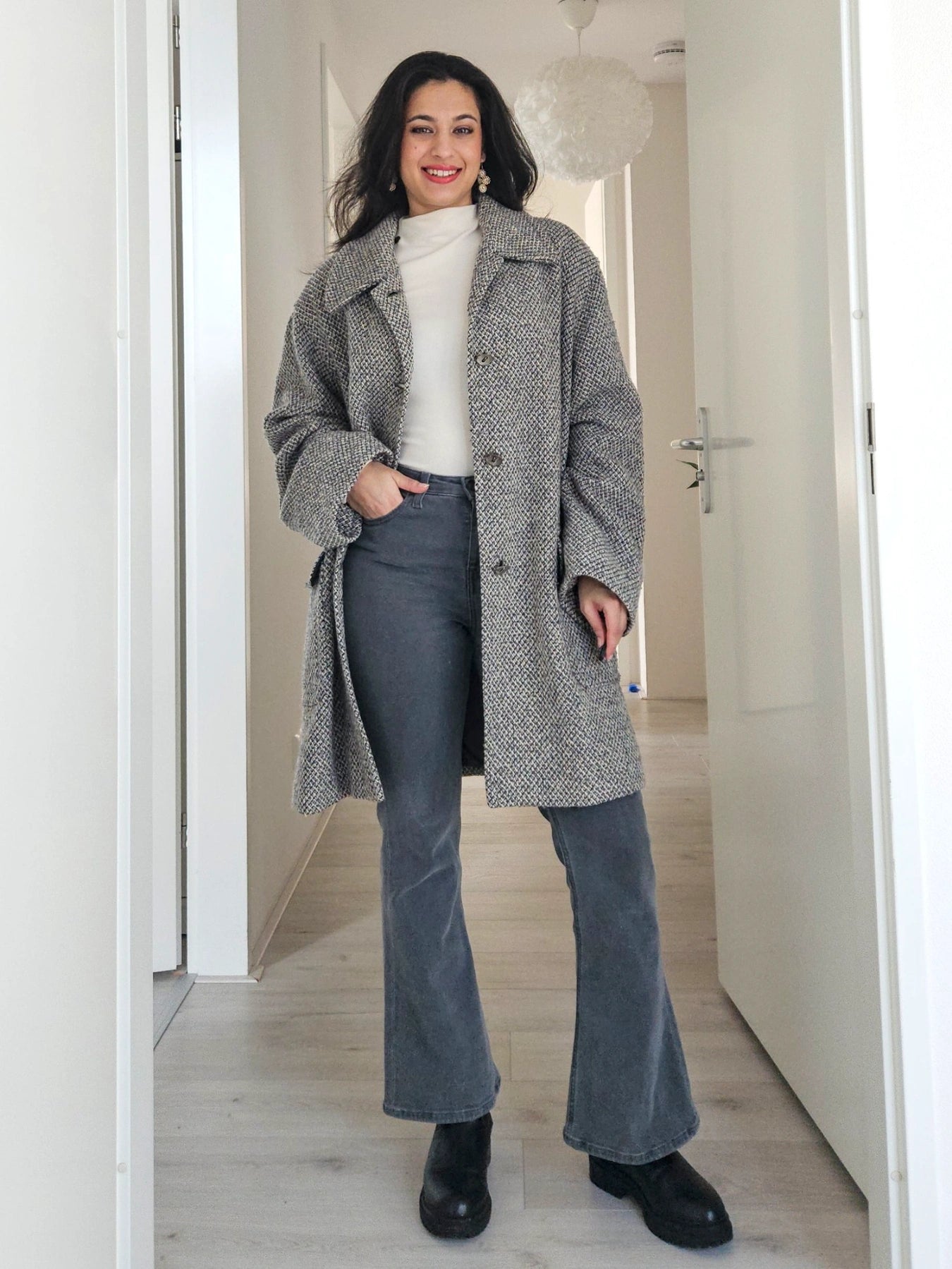 Elena - grijs geruite wollen mantel | L