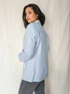 Elara - lichtblauwe blazer, zijde & wol | M