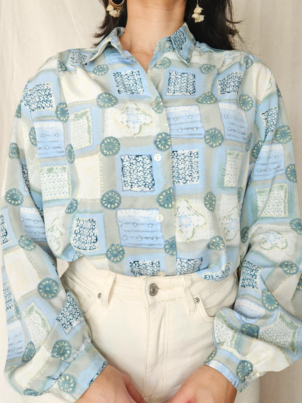 Juna - lichtblauwe vintage blouse | L