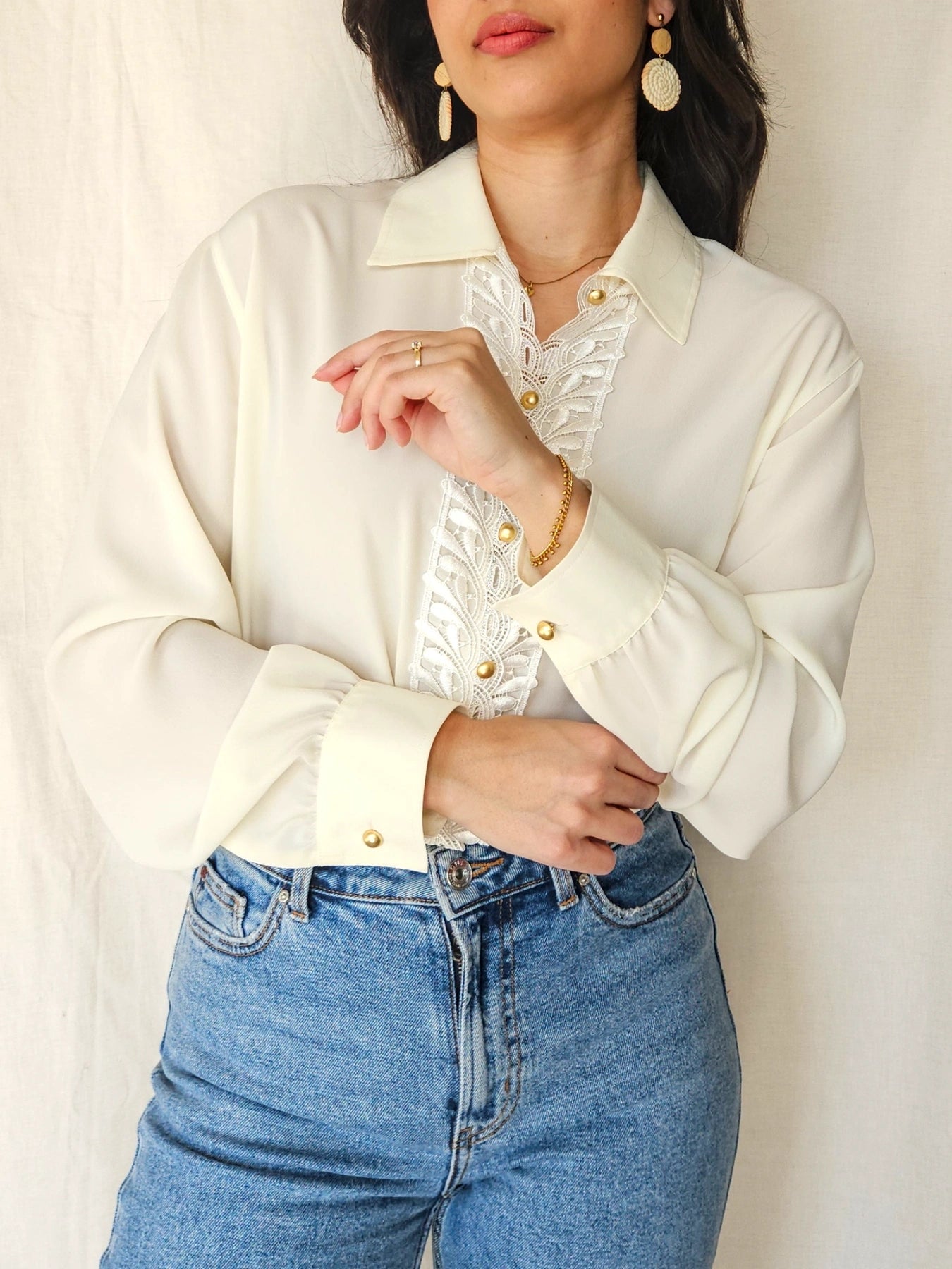 Thalia - pastelgele vintage blouse met kant | XL