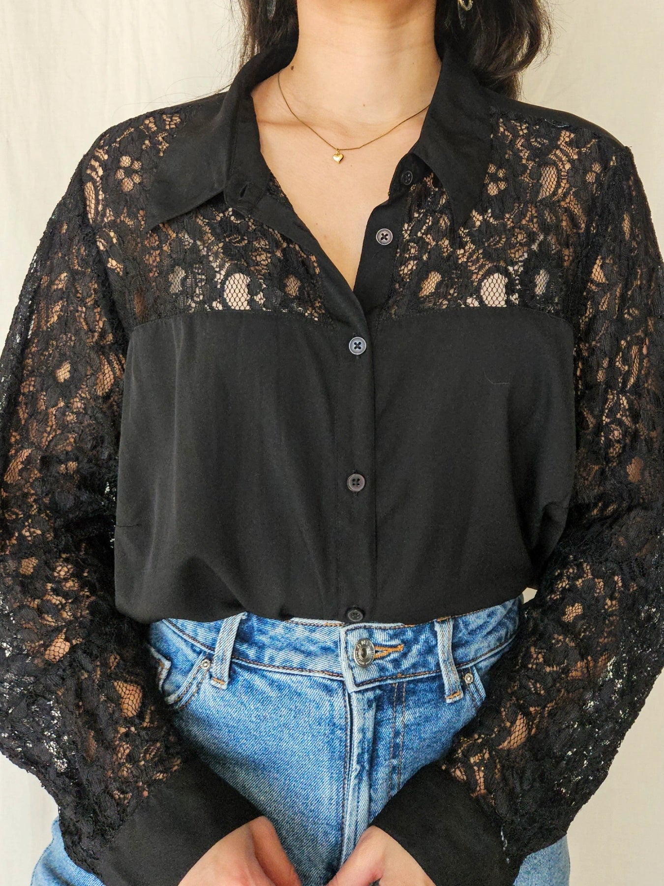 Avi - zwarte vintage blouse met kant | XL