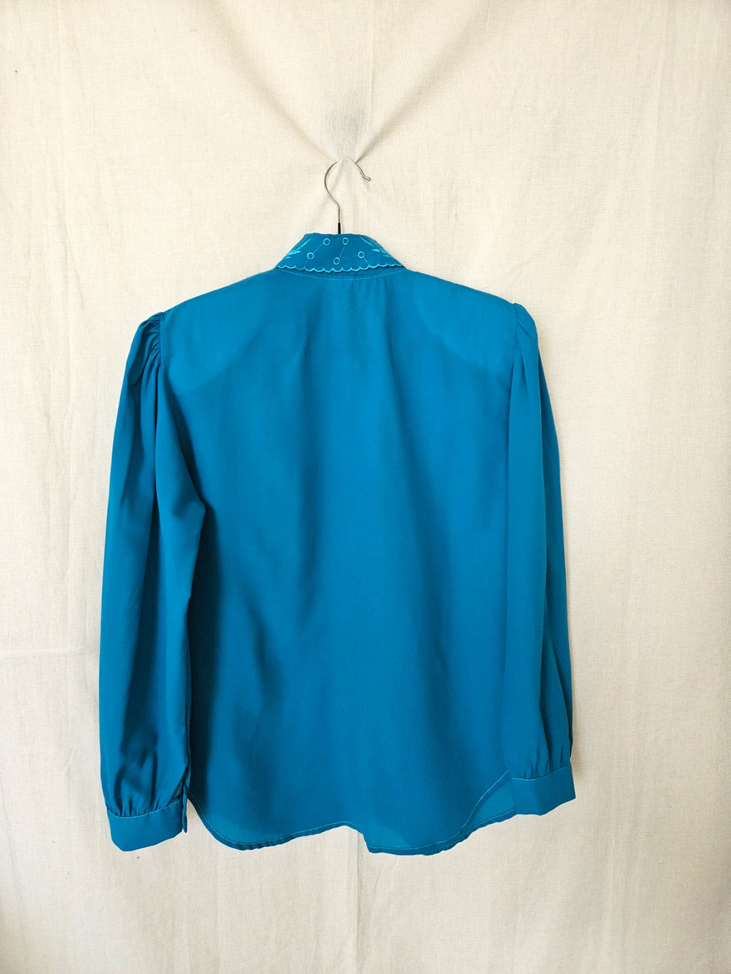 Sanna - vintage blouse met geborduurde details | M