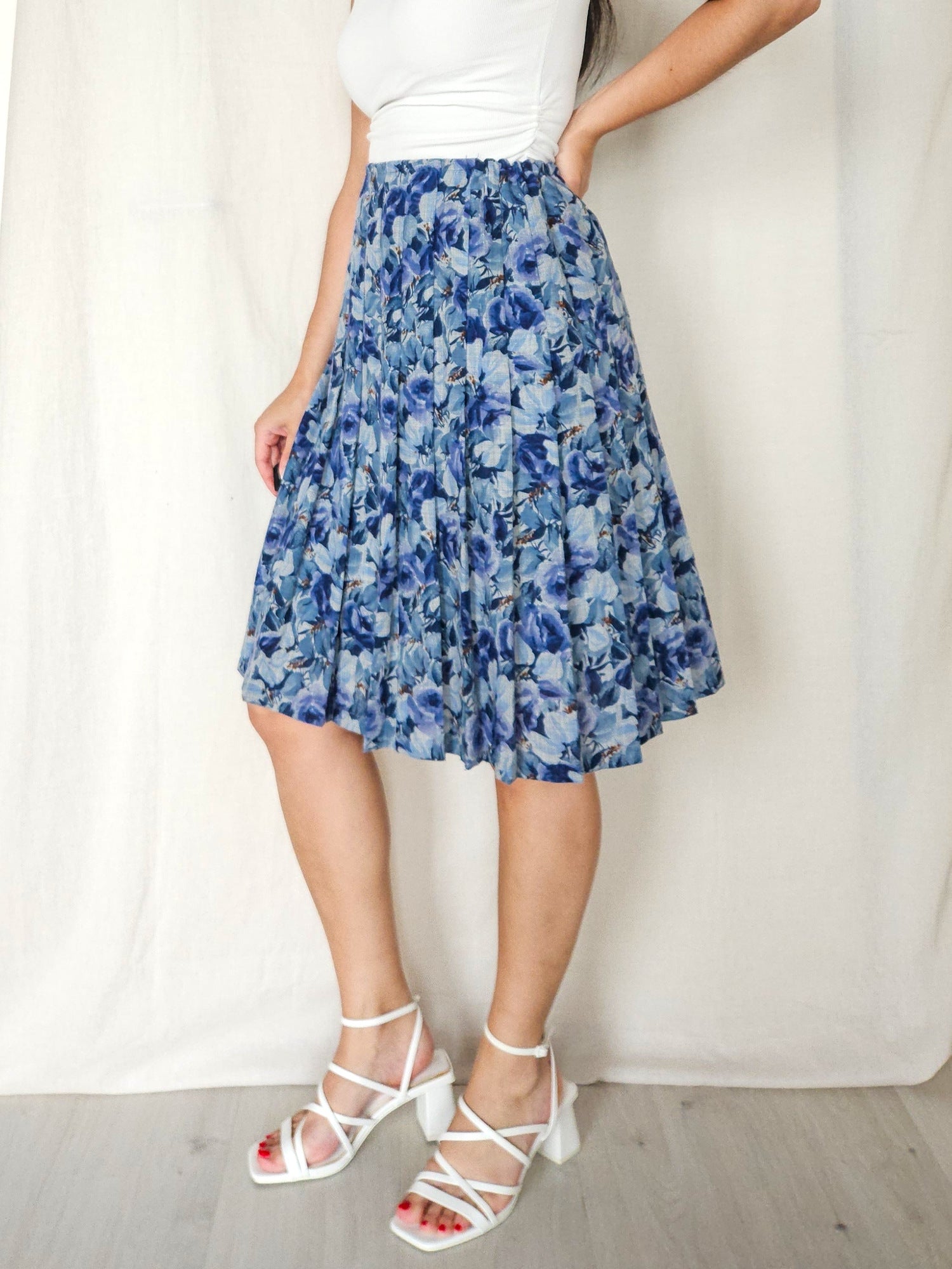 Odelia - korte vintage rok, wol | XL