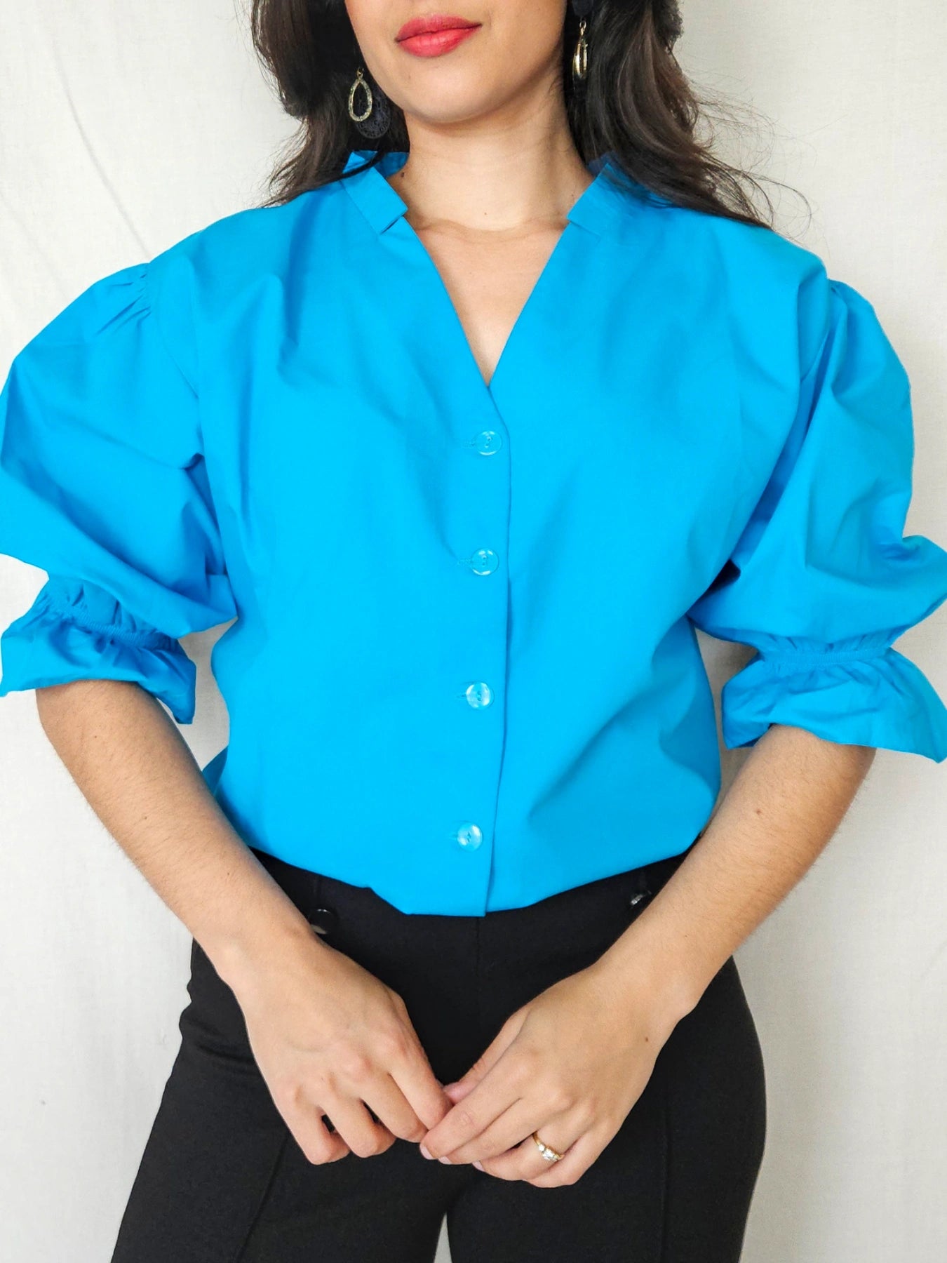 Yara - blauwe vintage blouse met ruffles, katoen | XXL