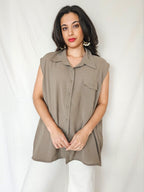 Feline - taupe vintage top, zijde | 6XL