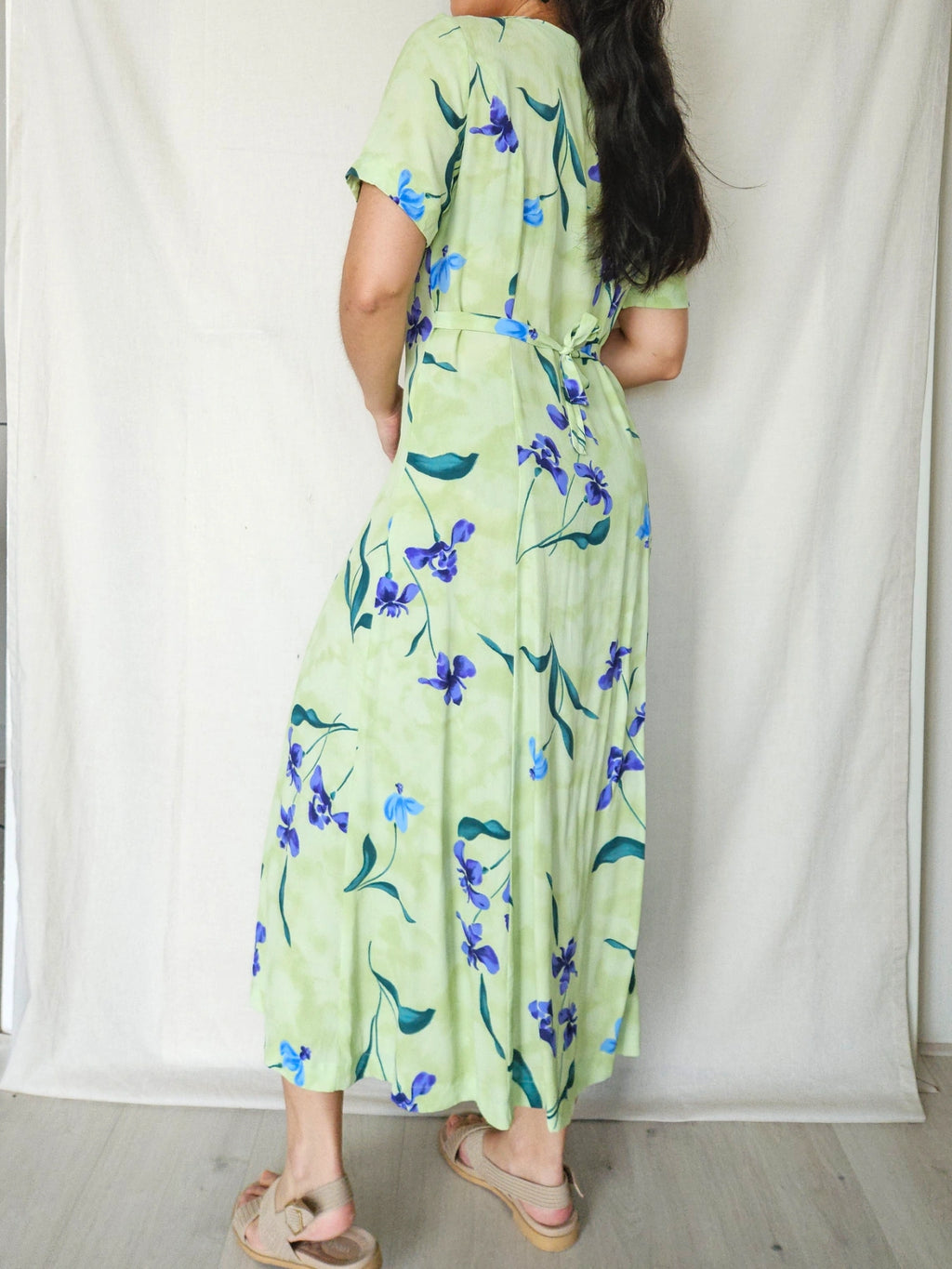 Fiona - lichtgroene vintage jurk met bloemen | M