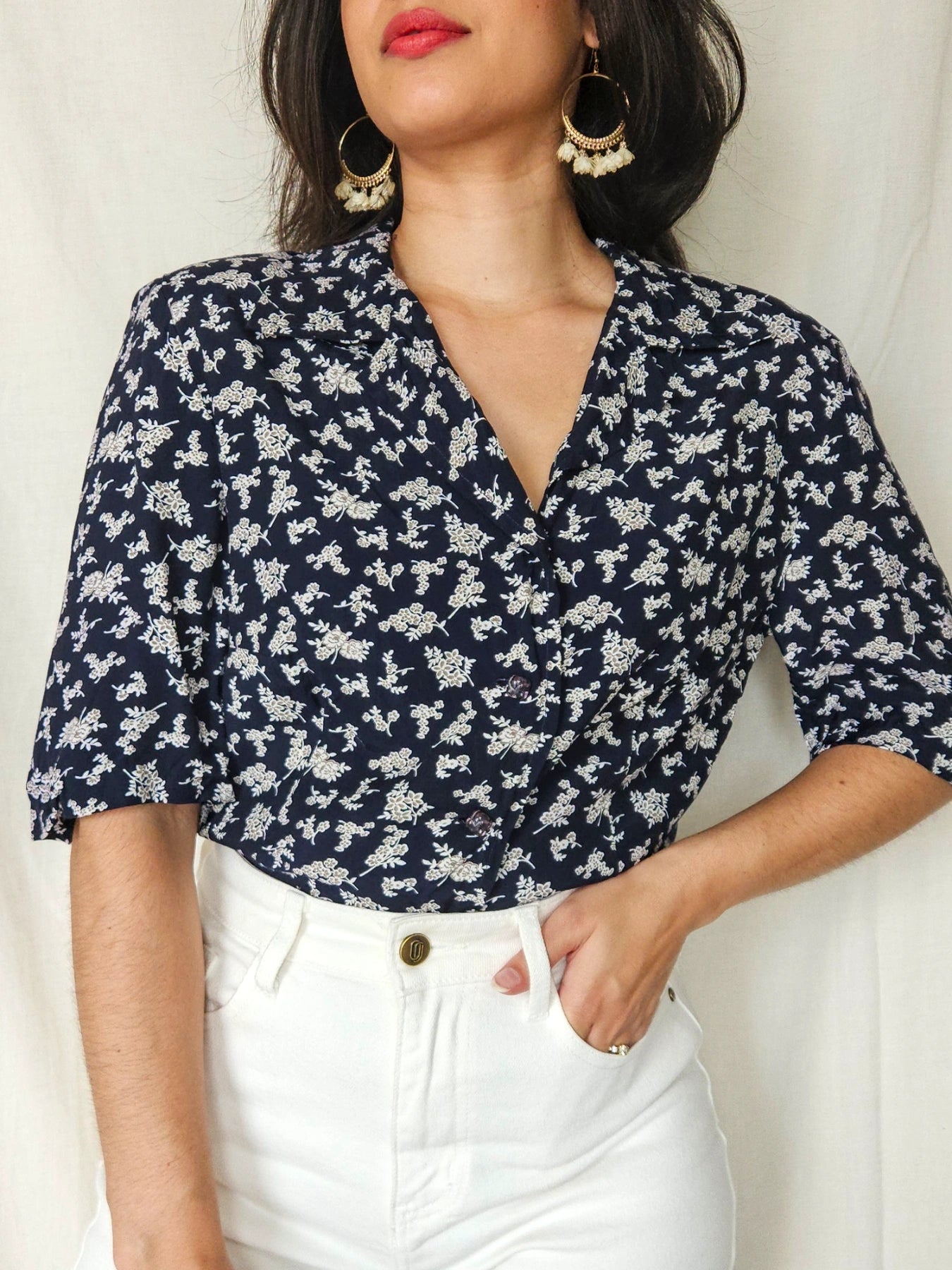 Thalia - donkerblauwe blouse met korte mouw | M