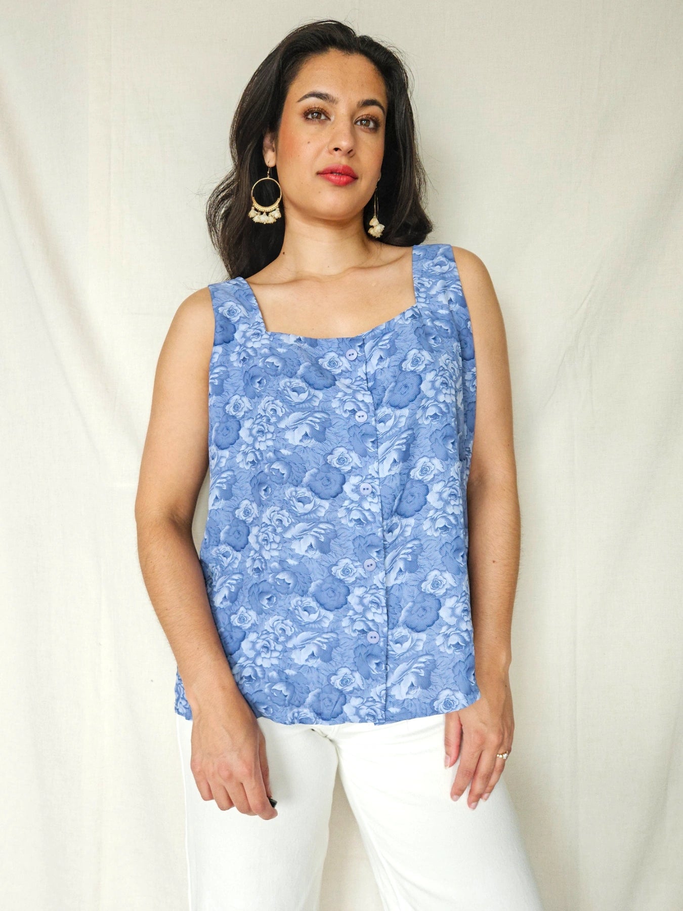 Eirene - blauwe vintage top met rozen | XXL