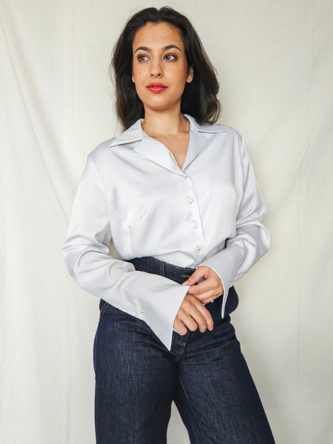 Clio - lichtgrijze vintage blouse | M