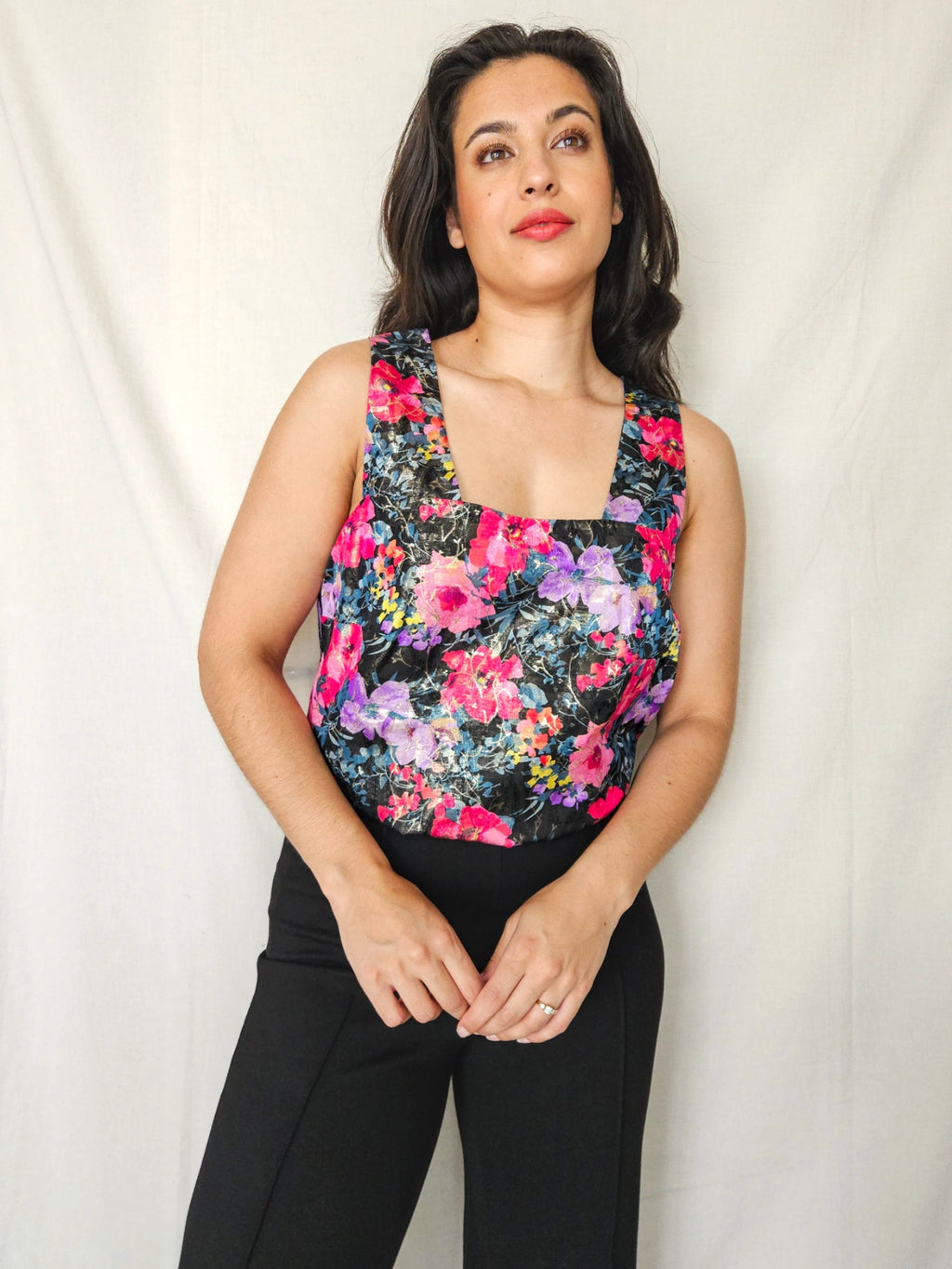 Astra - kleurrijke vintage top met glans | M