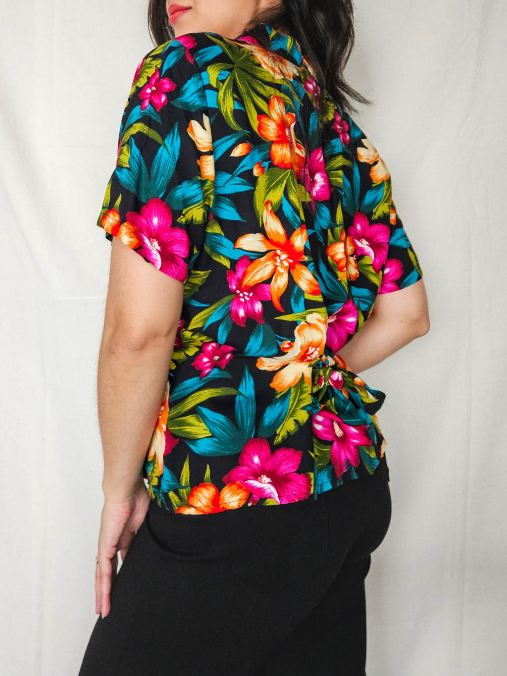 Maia - vintage blouse met strik | M