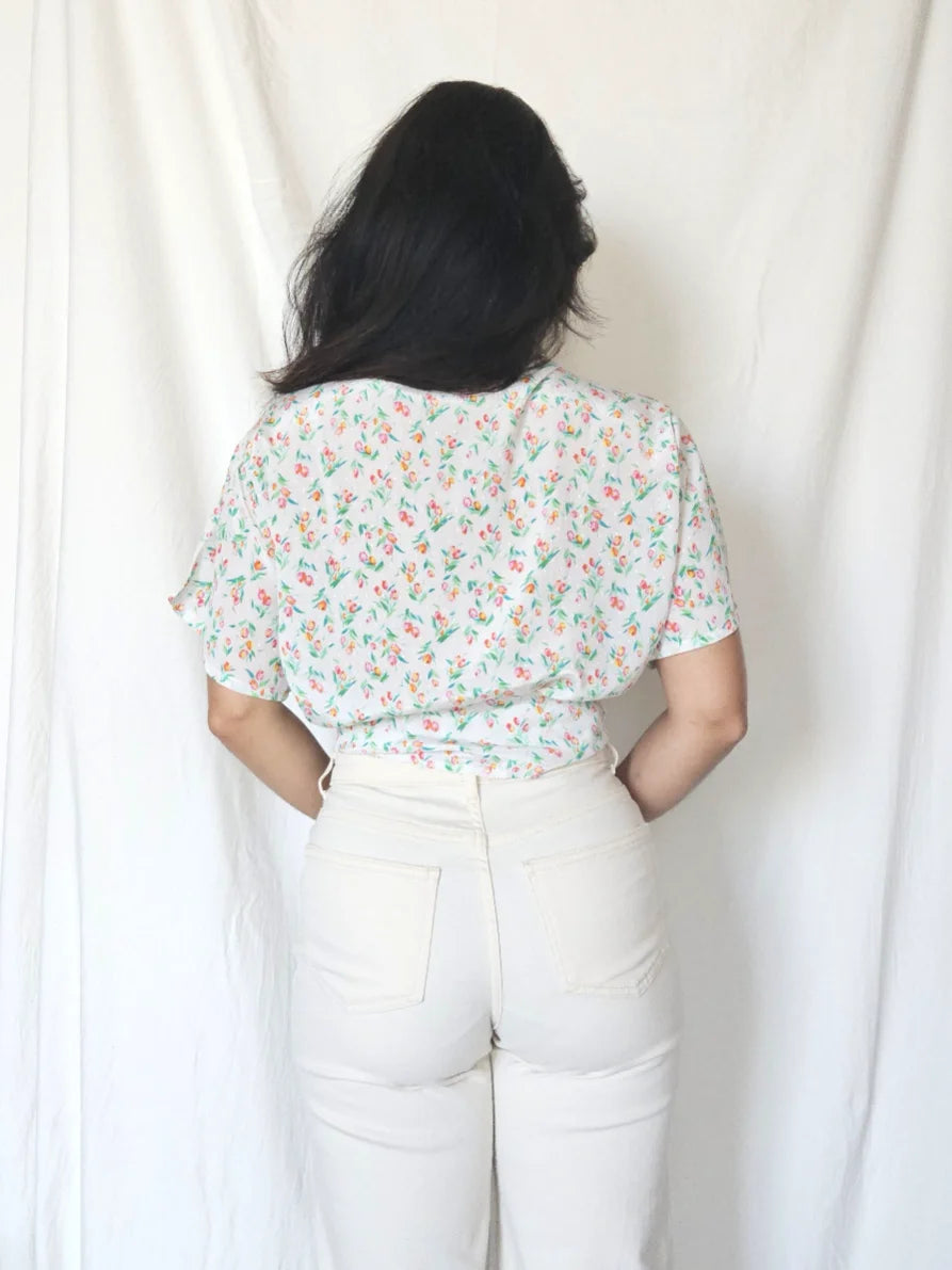 Airy vintage blouse with a light sheen | XXL