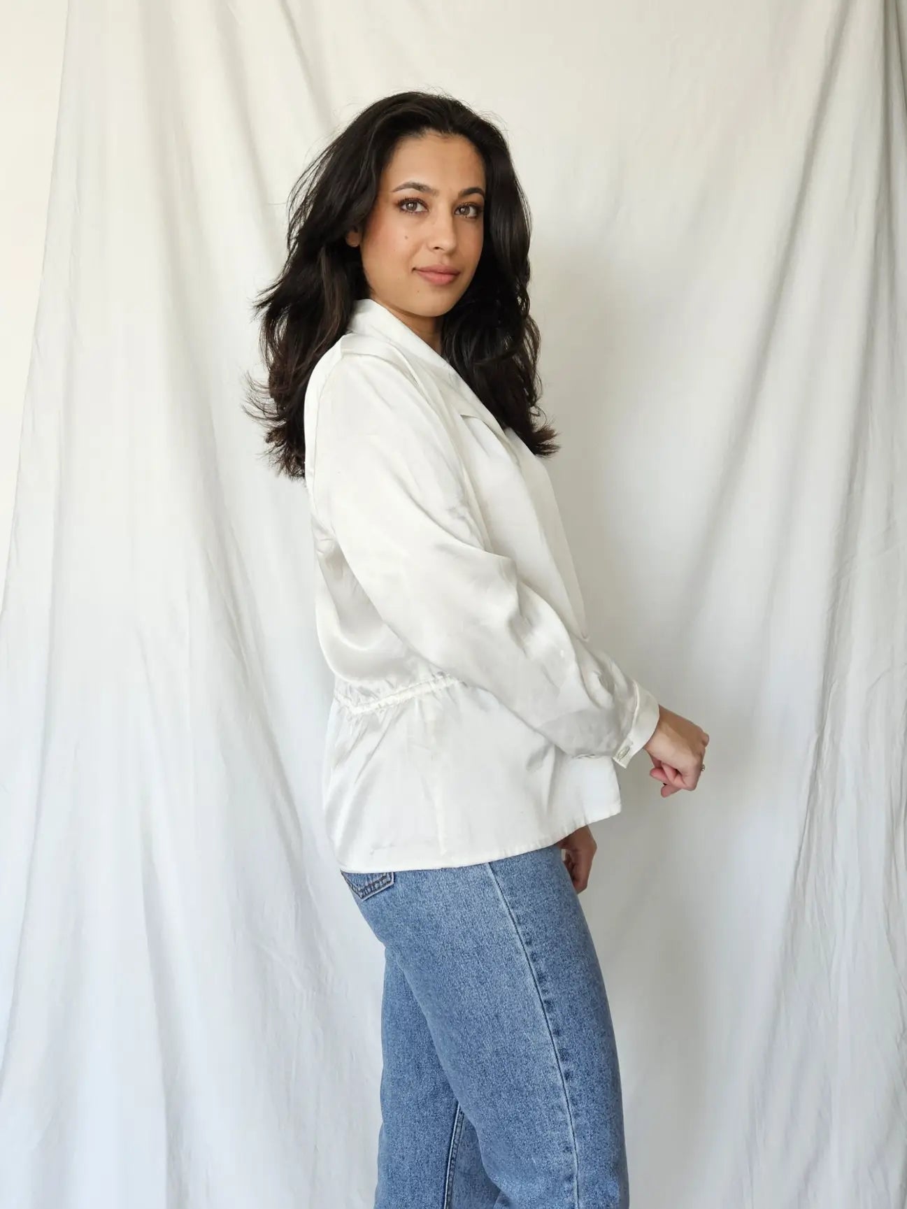 White silky vintage blouse | M