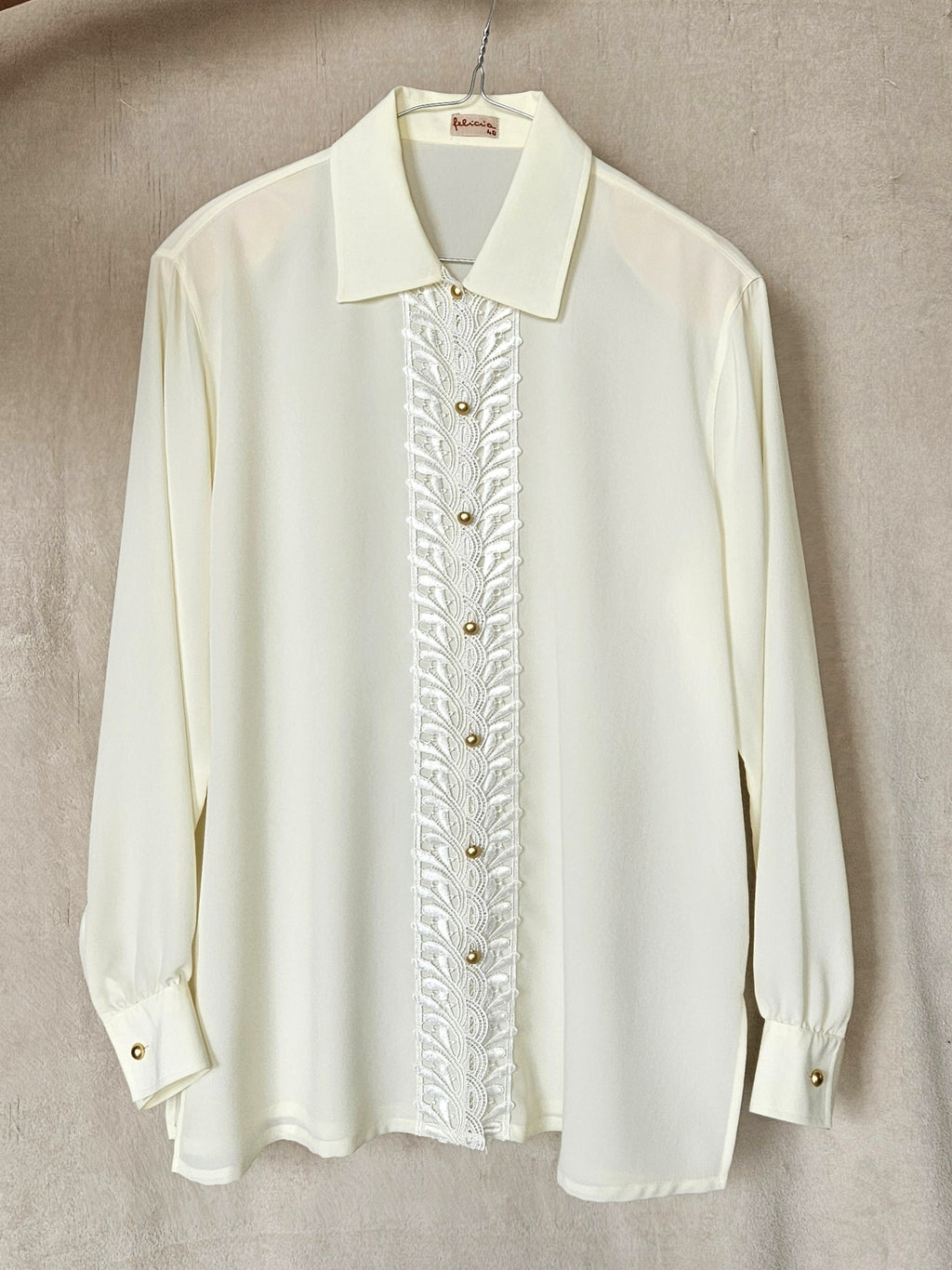 Thalia - pastelgele vintage blouse met kant | XL