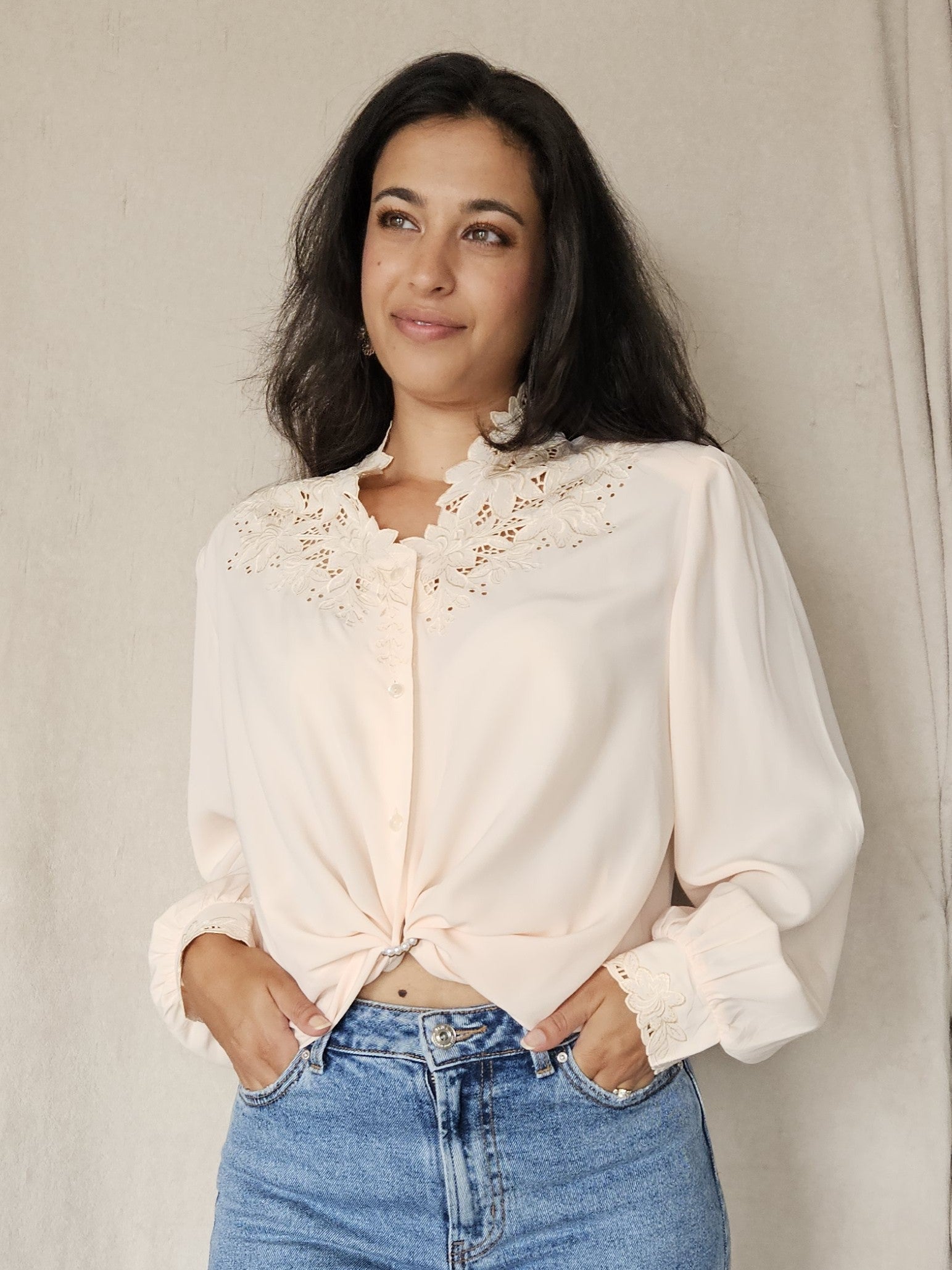 Pastel orange vintage blouse with lace embellishments | XL