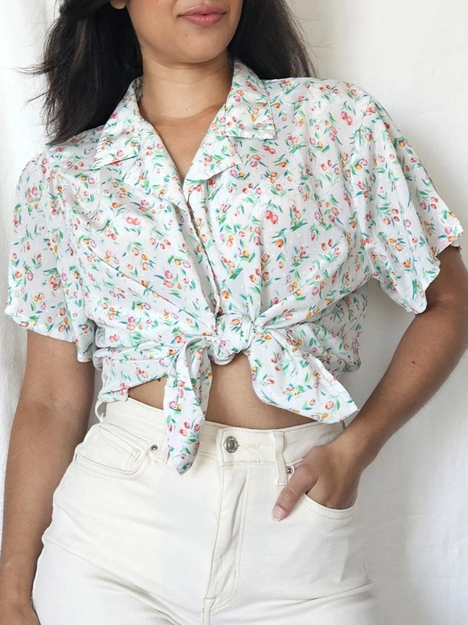 Airy vintage blouse with a light sheen | XXL