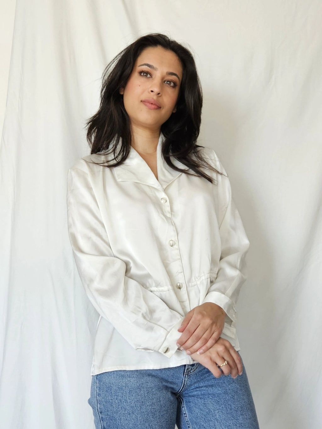 White silky vintage blouse | M