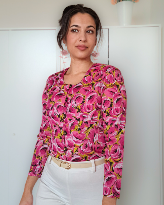 Roze vintage top met rozen en knoopjes | XS