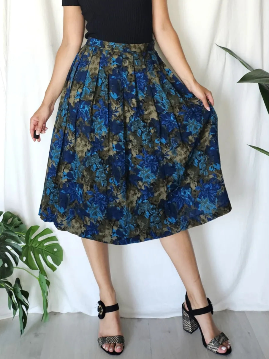 Dun wollen vintage rok met blauwe bloemen | M/L