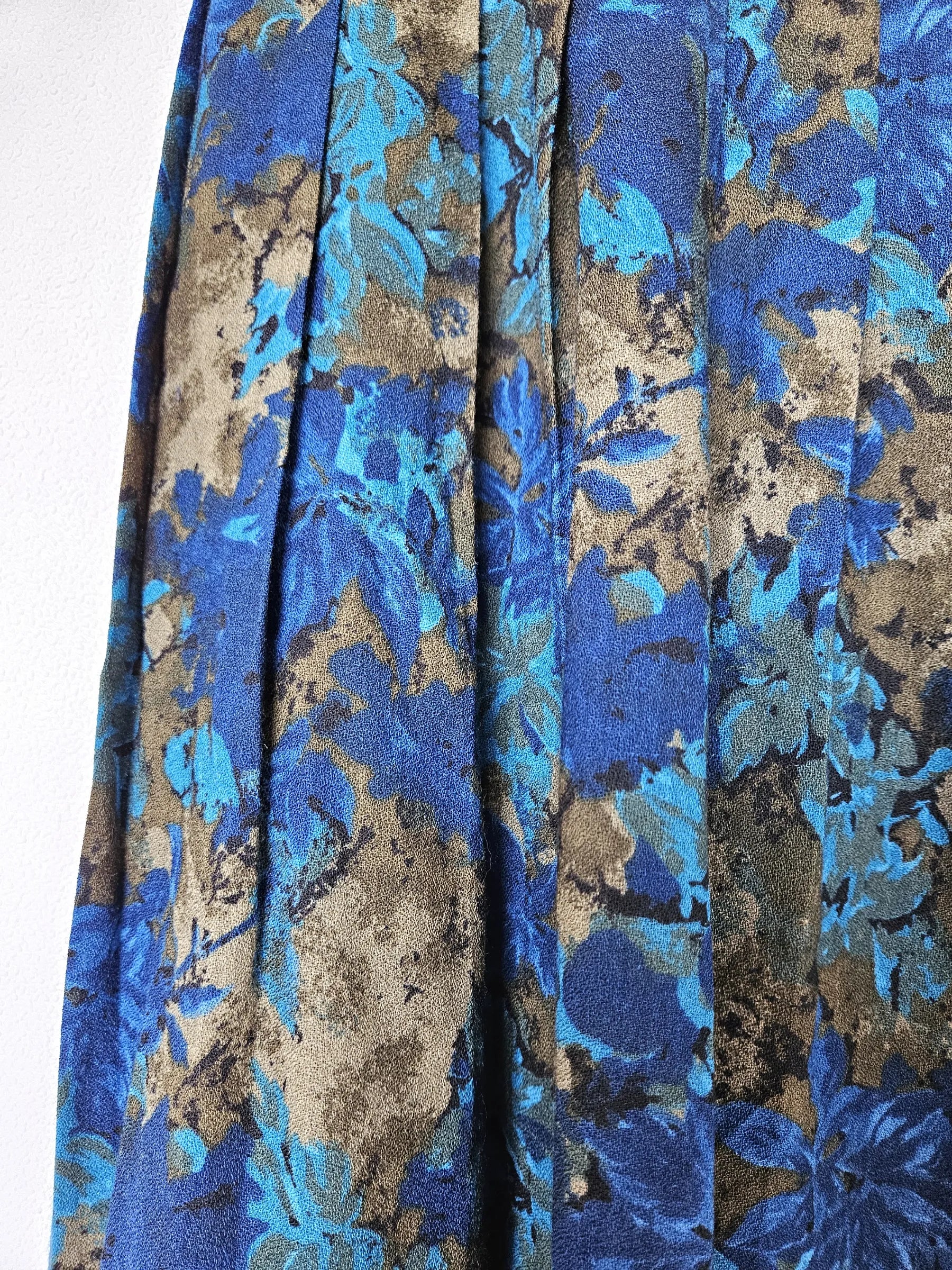 Dun wollen vintage rok met blauwe bloemen | M/L