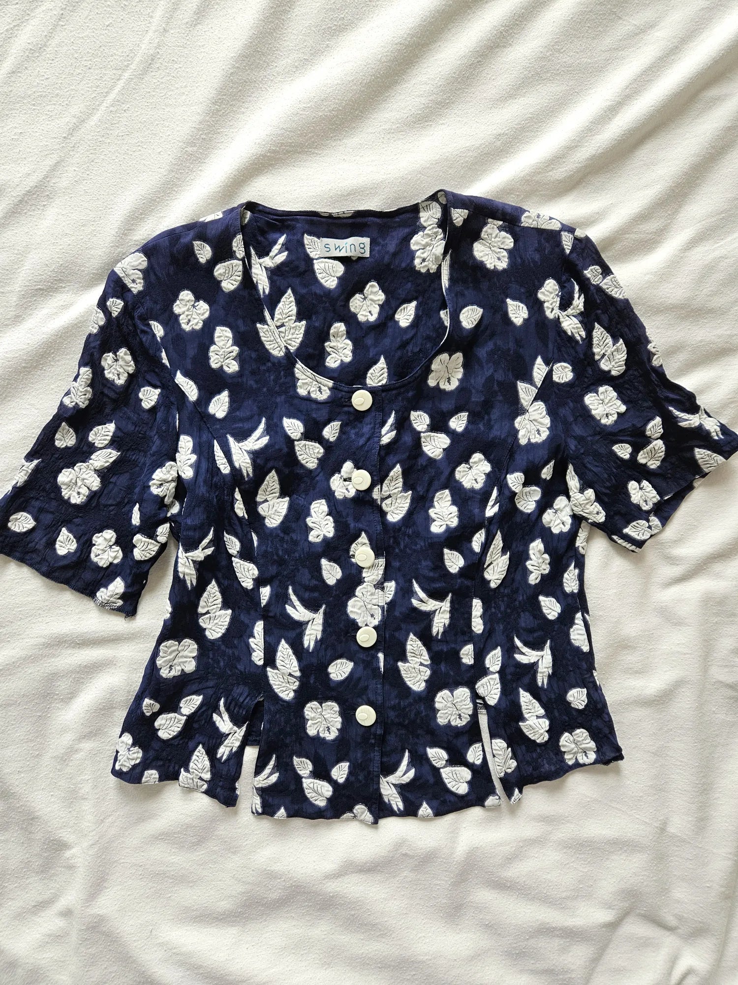 Tess - vintage top met witte bloemen, viscose | M