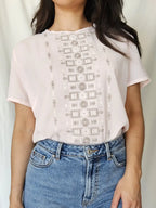 Light pink vintage top with embroidery | L