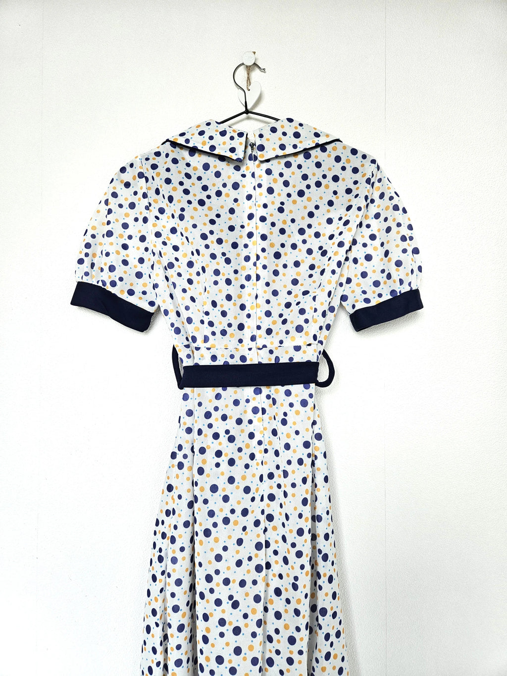 70s deadstock jurk met stippen | S