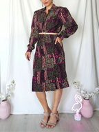 Vintage jurk met rijke patronen en gouden knopen | M/L