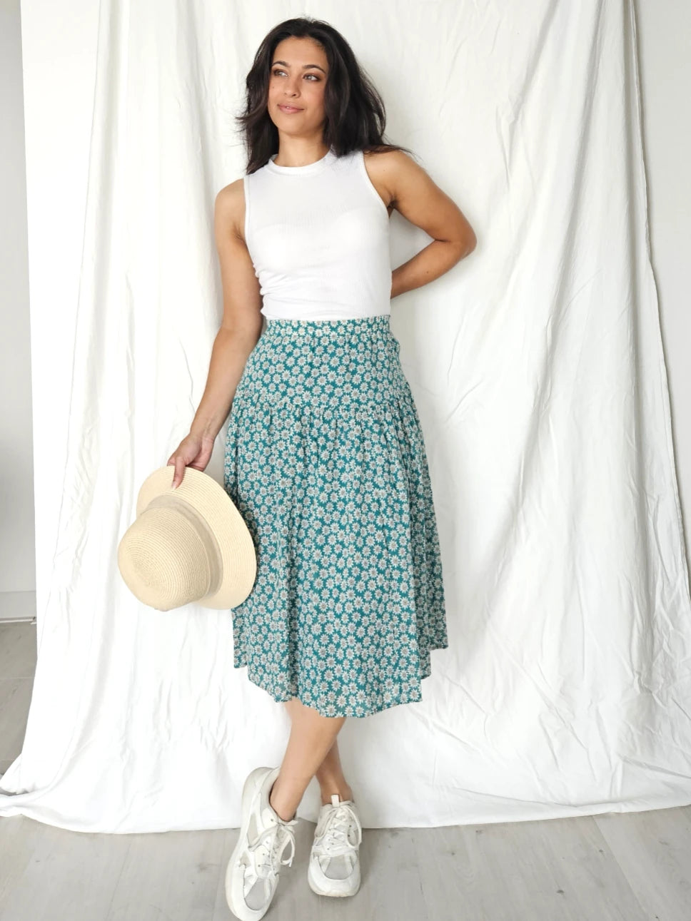 Katoenen vintage rok met witte bloemetjes | XL/XXL