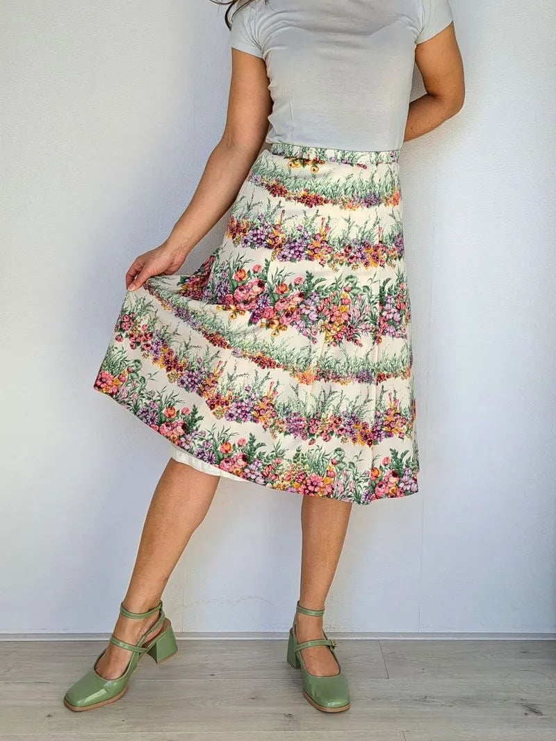 Vintage A-lijn rok met bloemen tekeningen | XL