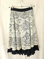 Black button-through vintage skirt with white lace and ruffles | S