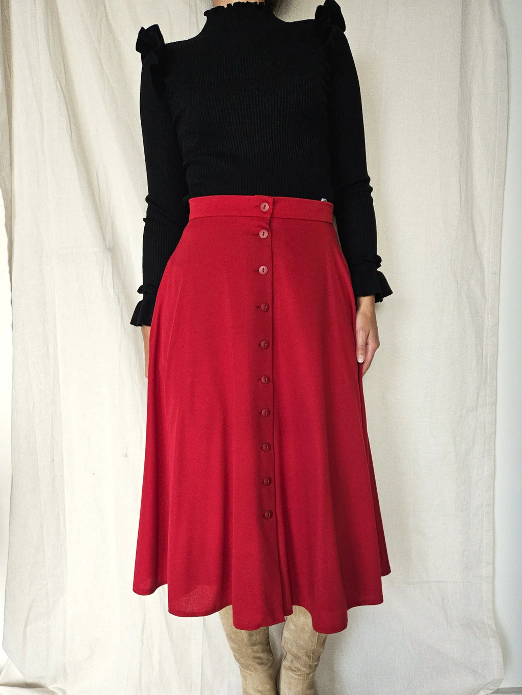 Red button-through vintage skirt | M