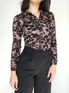 Jaren 70 top lichtroze met zwarte print | XS
